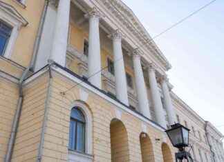 Kansliapäällikkö arvostelee hallituksen rajoittamista työntekijöiden sananvapautta koskevissa rasismiskandaaleissa news-12082024-223529