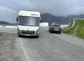 Uutiset ja trendit: Får bakoversveis selitys ja merkitys news-15082024-140506