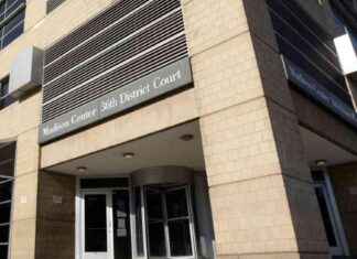 Teini nukahti oikeudenkäynnillä koulun vierailun aikana – käsiraudoissa news-16082024-083429