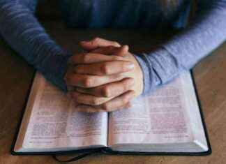 Rehtori esitteli armoa ja virsiä koulussa news-27082024-112221