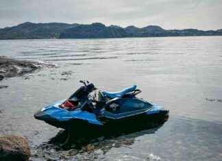 Syytetty moottoriveneen kuljettaja sanoo saaneensa neuvoja jatkaa eteenpäin: kaksi kuollut vesiskootterionnettomuudessa news-03092024-000455