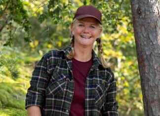 Anne Lindmo tutustuu Frifot-ohjelmaan uudessa NRK-sarjassa. news-21092024-205121