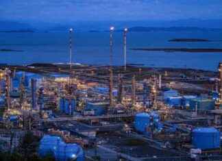 Opposition tahtoo vastauksia Støreilta vedyn leikkauksen jälkeen news-22092024-050216