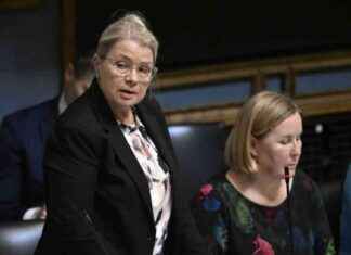 Ympäristöliikkeet | Ministeri Meri haluaa selvittää Elokapinan lakkauttamista news-09102024-001853