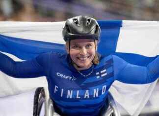 Amanda Kotaja kieltäytyi Linnan juhlien kutsusta – harjoittelee Teneriffalla news-08112024-095846