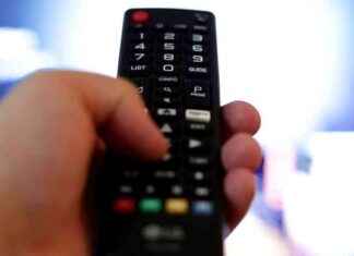 Tiistain lehdet: Televiestikaapelin vaurio, TV-kanavien uudelleenjärjestely, liikennekaaoksen ennuste news-19112024-122103