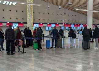 Helsinki-Vantaan lentoaseman työntekijöiden lakko aiheuttaa lentojen peruutuksia ja viivästyksiä news-03122024-032846