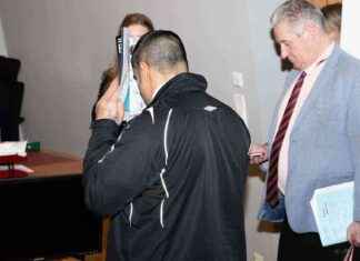 Murhatuomion saaneen tunteenpurkaus oikeussalissa yllätti asianajajan – muuttaa nyt mielensä murhatuomion-saaneen-tunteenpurkaus-oikeussalissa-ylltti-asianajajan-muuttaa-nyt-mielens