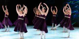 Alaston Suomi: Mikä Tekee Siitä Suosikin Verkossa? Alaston Suomi: Mikä Tekee Siitä Suosikin Verkossa?