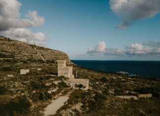 Miten Lapsen Leukemia Huomattiin: Oireet Joihin Kiinnittää Huomiota Miten Lapsen Leukemia Huomattiin: Oireet Joihin Kiinnittää Huomiota
