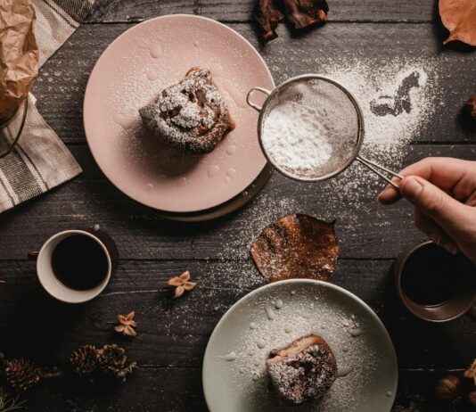 Suklaamuffinssit: Suklaamuffinssit Jotka Sulavat Suuhun – Paras Resepti Suklaamuffinssit: Suklaamuffinssit Jotka Sulavat Suuhun – Paras Resepti