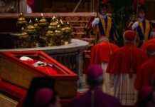 Suomen presidentti Stubb osallistuu paavi Franciscuksen hautajaisiin suomen-presidentti-stubb-osallistuu-paavi-franciscuksen-hautajaisiin