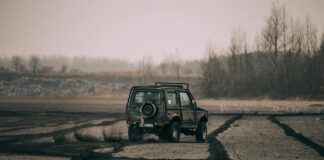 Vaatekaappi: Vaatekaappi Järjestykseen Näillä Nerokkailla Vinkeillä Vaatekaappi: Vaatekaappi Järjestykseen Näillä Nerokkailla Vinkeillä