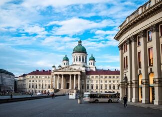 Helsingin Elämää: Mitä Uutta Kaupungissa Tapahtuu? Helsinki Life: What's New in the City?